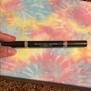 Cream Brow Makeup for Defined Brows